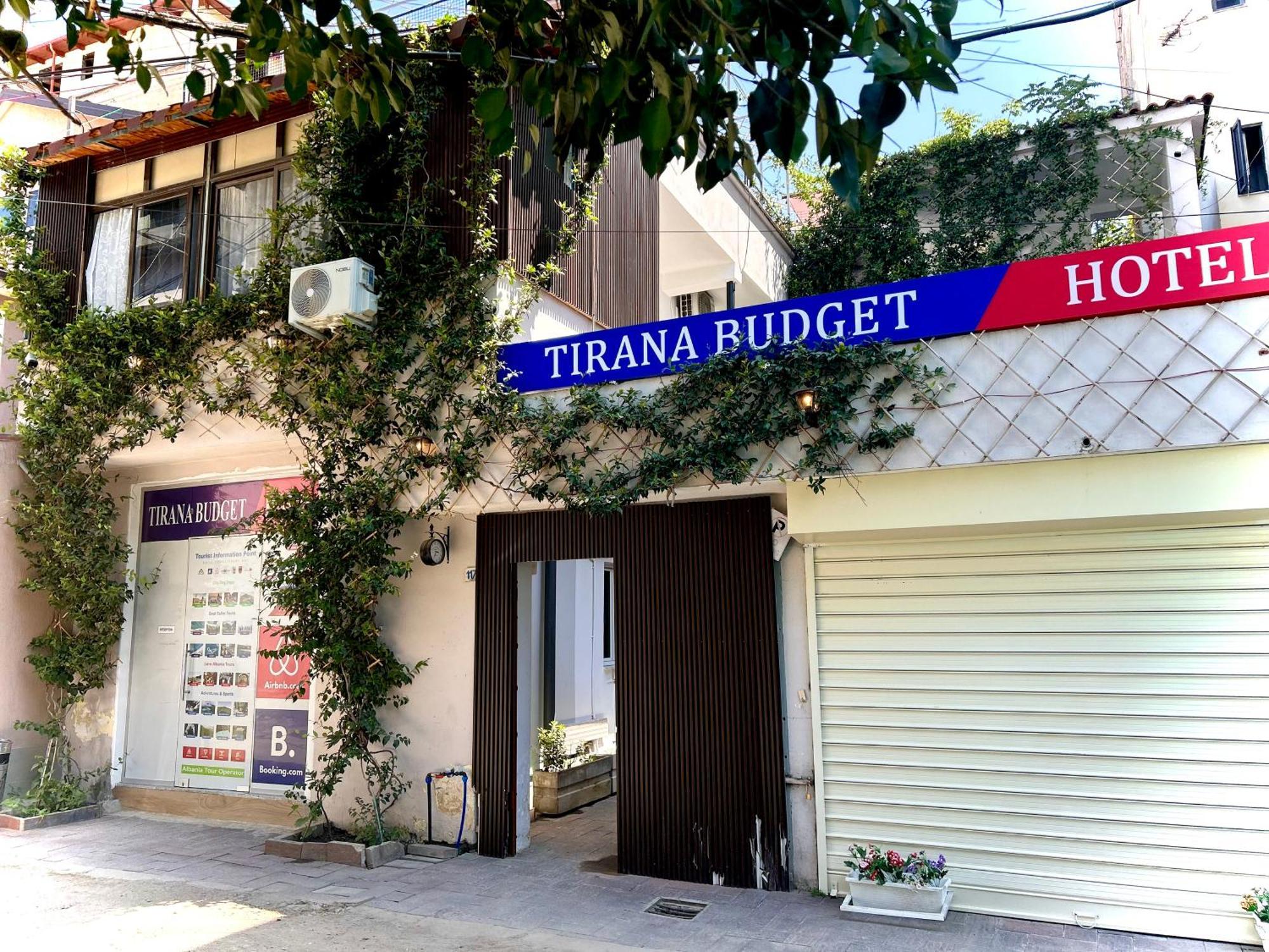 Budget Retreat Tirana & Studios Экстерьер фото